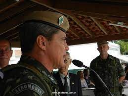 However, russia have now confirmed that fernandes did not suffer a spinal injury during their european championship group b match in st. Cacapava Comemora O Dia Do Exercito Brasileiro Taiadaweb