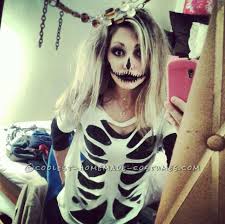 Kostüme für herren selber machen maskerixde. Last Minute Homemade Sister Skeletons Halloween Costumes Halloween Verkleidung Skelett Halloween Kostum Halloween Kostume Kinder