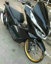 Maybe you would like to learn more about one of these? Modifikasi Honda Pcx 150 Terbaru 2018 Pakai Velg Ring 17 Dipadu Ban Cacing Ini Bikin Greget Bmspeed7 Com