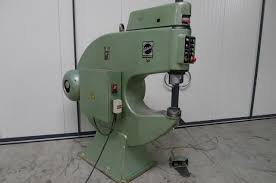 Company profile page for eckold ag including stock price, company news, press releases, executives, board members, and contact information. Eckold Kf 665 Kraftformer Gebraucht Blechzulieferer De Branchenplattform