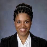 Amber Shelton's Instagram, Twitter & Facebook