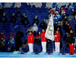 Στους χειμερινούς ολυμπιακούς αγώνες υπάρχουν αγωνίσματα σε χιονισμένες και παγωμένες επιφάνειες. Iujksoix9cp Sm