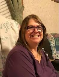 Elizabeth Birt's Instagram, Twitter & Facebook