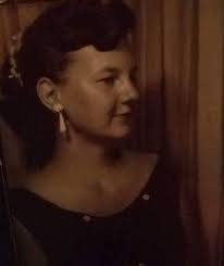 Beverly Mutchler's Instagram, Twitter & Facebook