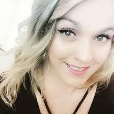 Lisa Mcconomy's Instagram, Twitter & Facebook