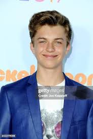 1,375 Jon Jacob Photos & High Res Pictures