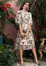 Dolce Gabbana Fw 19 20 Lilium Collection Beautiful Dresses Fashion Fashion Dresses
