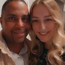 I have a 2018 Jeep Wrangler when I bought it has a aftermarket system that  it called a insane audio I can't send to get my radio to work it comes on