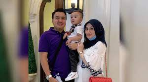 Aliff firdaus datuk abdul hadi & niena baharun pasangan pengantin 2: Niena Bakal Timang Anak Perempuan
