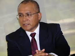 Penduduk di felda bukit besar, kulai, johor telah banyak kali mendesak agar dipindahkan kilang kelapa sawit felda bukit besar yang beroperasi dalam kawasan perumahan. Bekas Ahli Lembaga Pengarah Felda Nafi Tuduhan Rasuah
