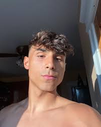 Leo🇧🇷 (@leoferrari_) • Instagram photos and videos