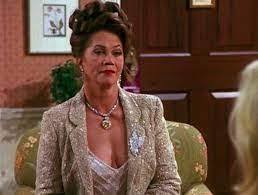 Chandler and monica visit phoebe's friend to discuss adoption and chandler accidently tells the kid that he is adopted. Kathleen Turner Said The Friends Cast Was Cliquey And Unwelcoming When She Guest Starred On The Show