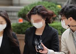 이날 재판부는 조 전 장관의 딸 조민씨와 아들 조원씨를 증인으로 채택했다. ê³ ë ¤ëŒ€ ë¶€ì‚°ëŒ€ì™€ ë‹¬ë¦¬ ì¡°ë¯¼ ìž…í•™ì·¨ì†Œ ìµœì¢… íŒê²° ì´í›„ ì¡°ì¹˜