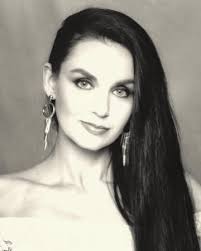Happy Birthday to Crystal Gayle. 🤠🤠🎁🎁🎂🎂🎈🎈🎵🎵🎤🎤🎶🎶💕💕🌹💗🎵🎤🎶
