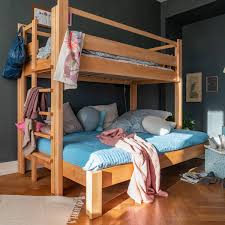 Tolles hochbett mit vorhang zu verschiedenen themen hier online kaufen kaufen sie noch heute auf rechnung versand kostenlos. De Breuyn Twin Over Full Etagenbett Aus Massiver Buche Wallenfels Onlineshop
