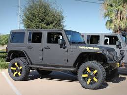 Black And Yellow Rims For Jeep Wrangler Jeep Black W Silver Yellow Jeep Cool Jeeps Jeep Wrangler