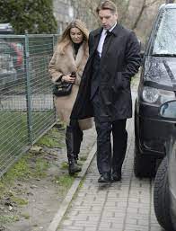 Hanna i tomasz lis wygrali proces z super expressem. Hanna I Tomasz Lisowie Najpierw Rozstanie A Teraz Problemy Finansowe Pomponik Pl