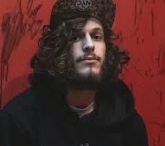 Patricia Heaps's Instagram, Twitter & Facebook