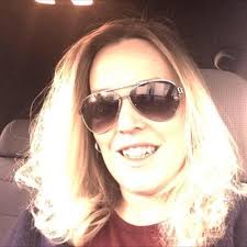 Nickie Roberts's Instagram, Twitter & Facebook