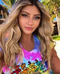 Cory Curran's Instagram, Twitter & Facebook