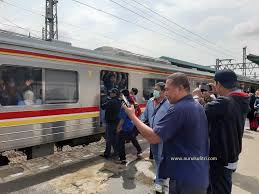 Isi data penumpang sesuai dengan data penumpang kereta, lalu klik lanjut. Ini Dia Ceritaku Pertama Kali Naik Kereta Bandara Soekarno Hatta Sendirian Nurul Sufitri S Blog