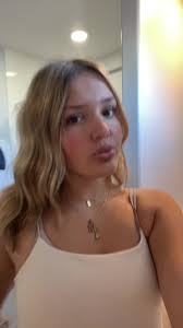 Ry🙌 (@mariah.donovan)