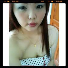 Stream 一个人不可能-丁当(half) by Chris克里斯| Listen online for free