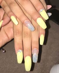 12 cute pastel yellow nail polish colors that are perfect for spring. Pastel Yellow Chinaglaze Gelazebychinaglaze Gelaze Acrylicnails Nails Glitternails Nailfindz Yellow Nails Quinceanera Nails Yellow Nail Art