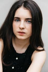 Rosalyn Davidson's Instagram, Twitter & Facebook