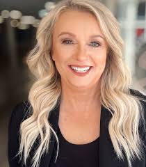 Faith Stephens's Instagram, Twitter & Facebook