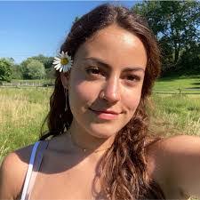 Karla Shoemaker's Instagram, Twitter & Facebook