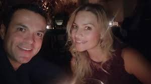 Maybe you would like to learn more about one of these? Fotos Tras Ver A La Esposa Del Periodista En Bikini Sus Fan Le Dicen Con Razon Juan Diego Alvira Esta Embobado Start Magazine