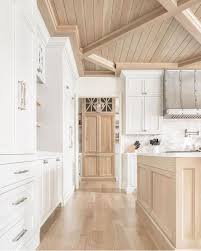 Stock oak cabinets also use red oak as main material. Kitchens Of Instagram On Instagram What Feature Do You Love Most From This The Fox Group Kitchen Ceiling H White Oak Kitchen Home Spanish Home Decor