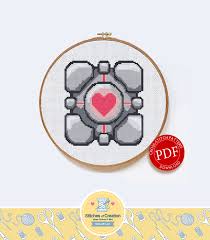 Free geeky cross stitch patterns and reviews. Companion Cube Digital Download By Stitches Of Creation On Zibbet