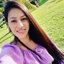 Janine Silva's Instagram, Twitter & Facebook