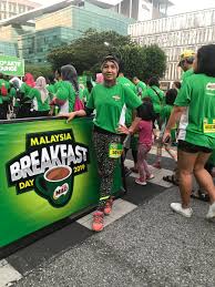 The milo malaysia breakfast day 2019 attracted about 50,000 people at dataran putrajaya. Aktifnegaraku Hashtag On Twitter