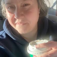 Elizabeth Ladd (@LizBeth91470)