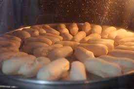 Biscoito De Polvilho Frito Mineiro Priscila Schulz Receita Esperta Moda E Beleza Gastronomia E Viagens Biscoito De Polvilho Sem Leite Receita Mineira Receita Biscoito De Polvilho Comida Mineira Receitas Receitas