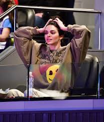 Harry styles served as guest host of the late late show on tuesday. Kendall Updated Kendall Jenner Shared A Secret Love Letter Possibly From Harry Styles Who Wrote Kendall Jenner S Secret Love Letter