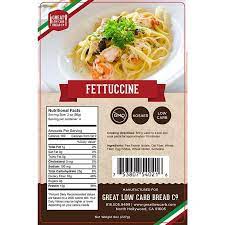 Kolhydratsnål vanlig pasta innehåller, per portion, ca 35 gram kolhydrater och fullkornspasta ca 30 gram kolhydrater. Great Low Carb Pasta Elbows Nutrinoodle