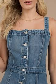 Pin By Jackie Powers On C L O T H E S In 2020 Denim Fashion Button Down Denim Dress Fashion