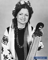 Но даже из эпизодов актриса умеет сделать шедевр. Umerla Ukrainskaya Banduristka Lidiya Matiyashek Chernaya Novosti Na Kp Ua