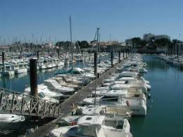 Location Bateau Et Scooter Des Mers En Vendee 85