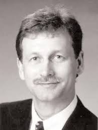 Police Comm 01-02 AR Master.qxd