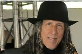 Fundraiser by Maureen Peterson : Ayuden a Douglas Mendez