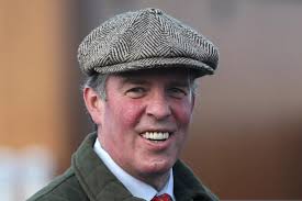 Tom George to pass unbeaten Il Est Francais to his son Noel