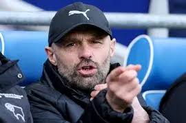 Gary Charles finds out about Nuneaton Town departure