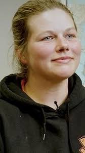 Jennifer Pilkington's Instagram, Twitter & Facebook