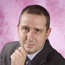 I have in my possession a partial series of 11 cards from the Wills's Arms  of Foreign Cities series of tobacco cards. But these cards are not coloured  and have the name