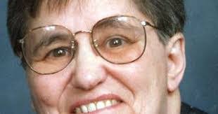 Sandra Waller's Instagram, Twitter & Facebook